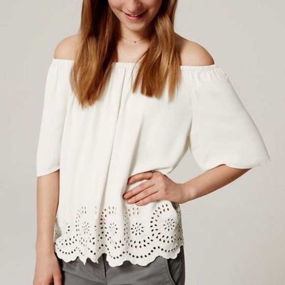 Ann Taylor Loft Romantic Off The Shoulder Top - Picture 2 of 6
